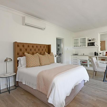Fransvliet Guest House ฟรันเชิค ภายนอก รูปภาพ