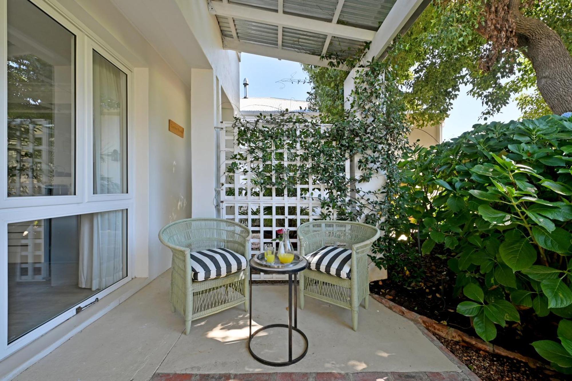 Fransvliet Guest House ฟรันเชิค ภายนอก รูปภาพ