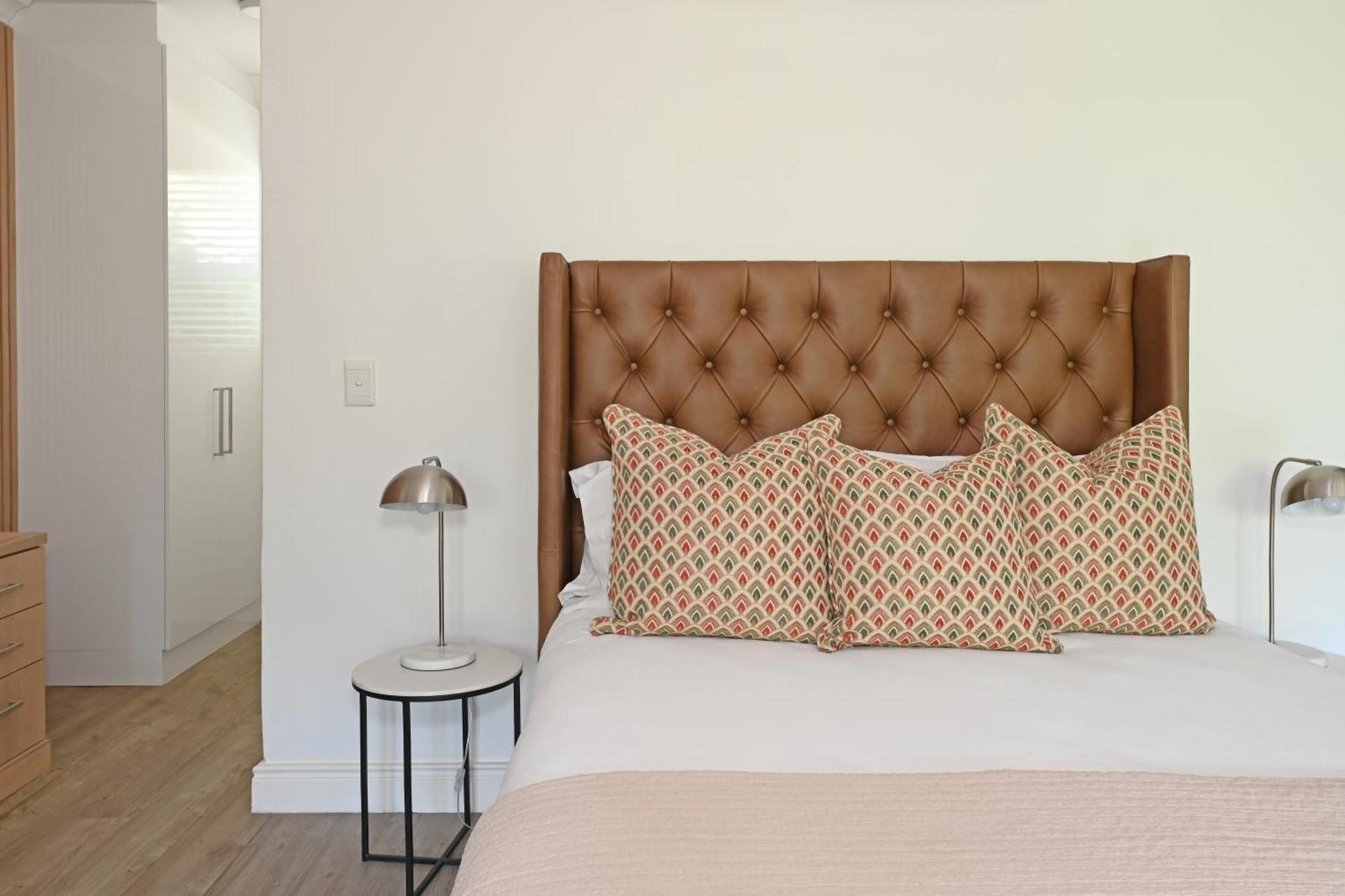 Fransvliet Guest House ฟรันเชิค ภายนอก รูปภาพ